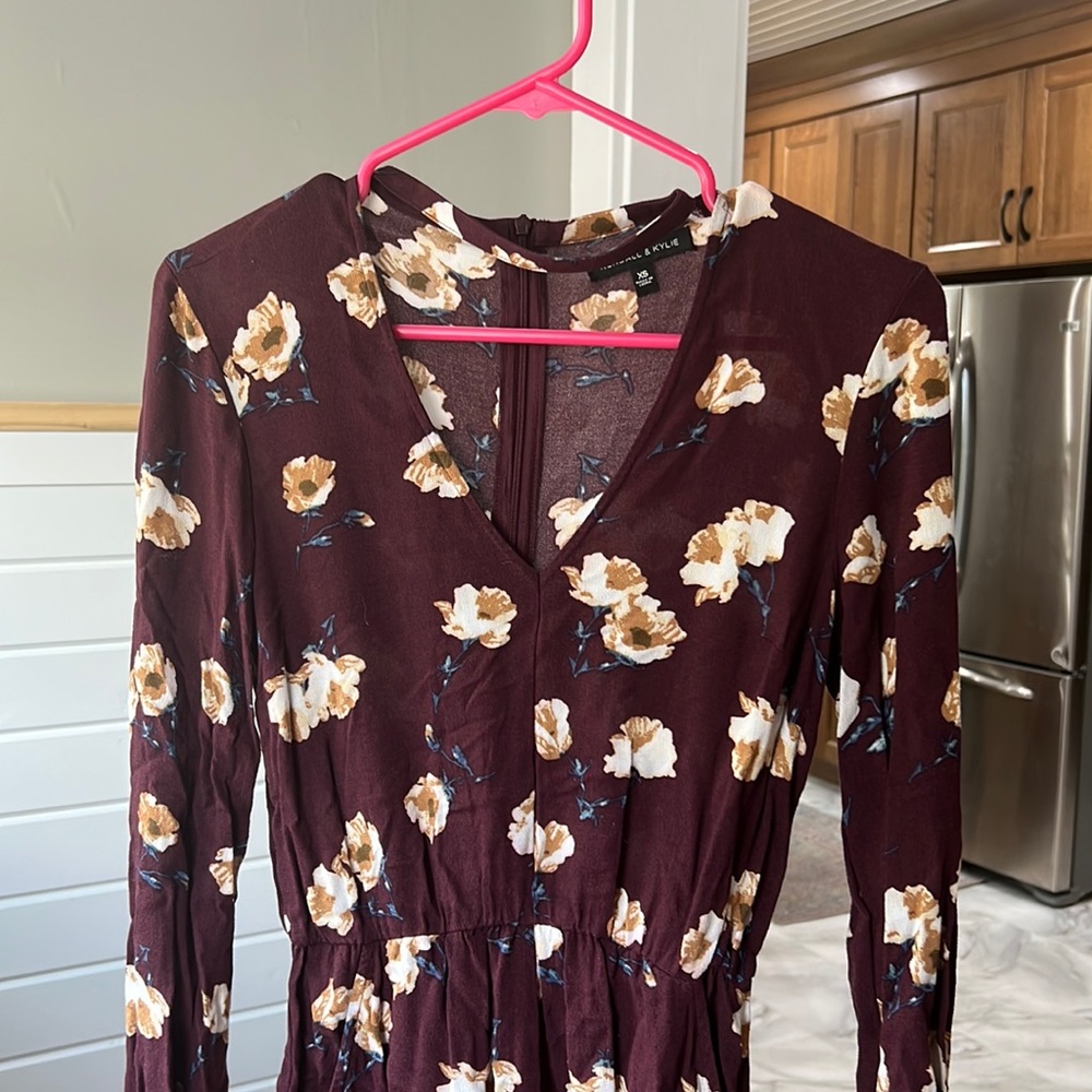 Kendall & Kylie Floral Romper w pockets! :)